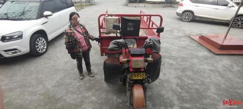 重庆三轮车师傅爆料视频,街头巷尾的民生百态与行业困境 第2张 重庆三轮车师傅爆料视频,街头巷尾的民生百态与行业困境 第2张